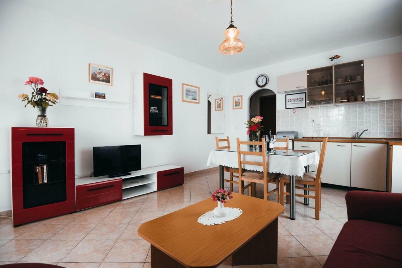 Apartmani Tamaris Vodice Kültér fotó