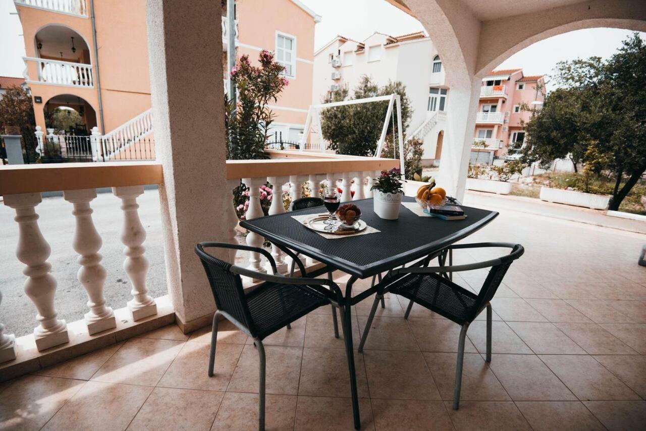 Apartmani Tamaris Vodice Kültér fotó