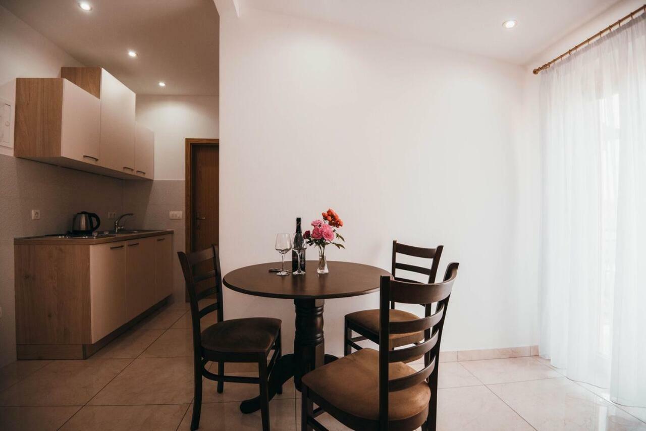 Apartmani Tamaris Vodice Kültér fotó