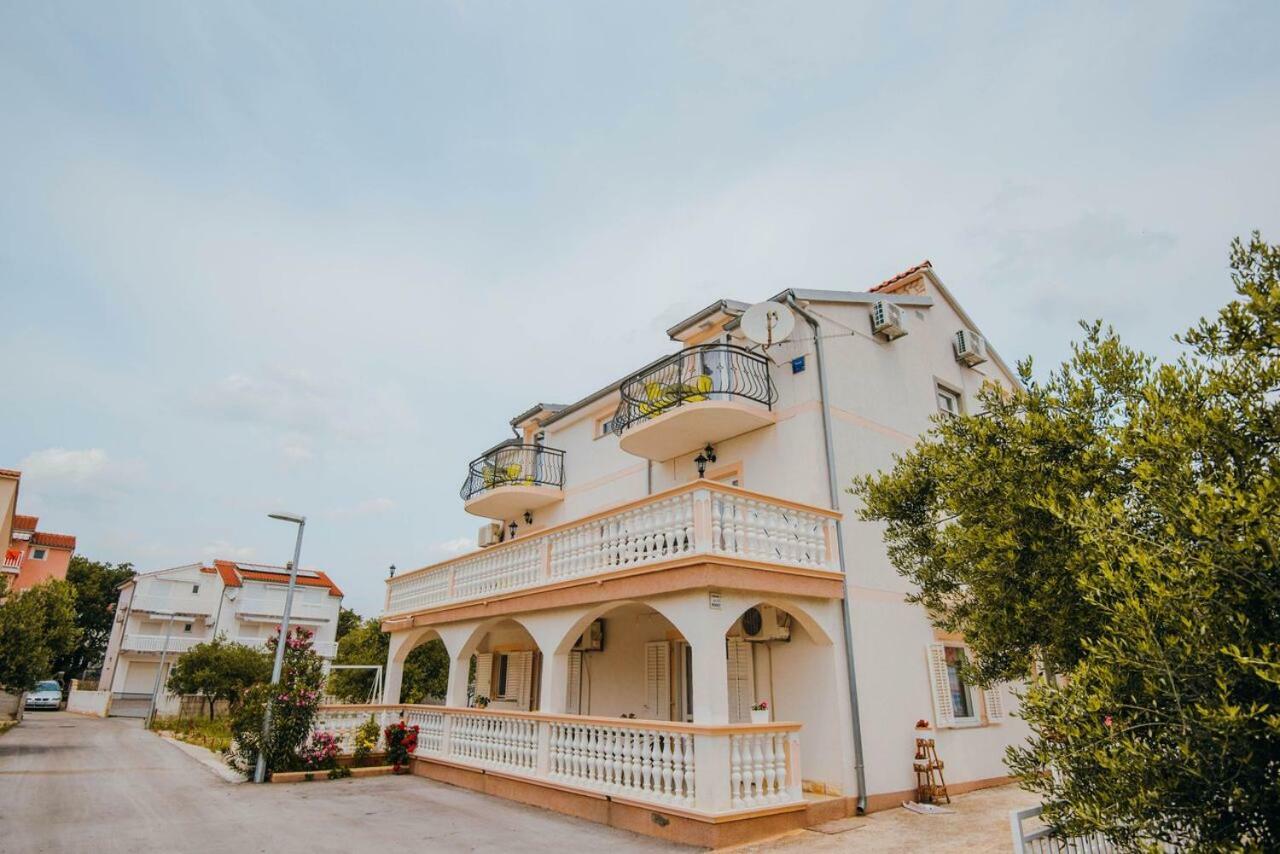 Apartmani Tamaris Vodice Kültér fotó