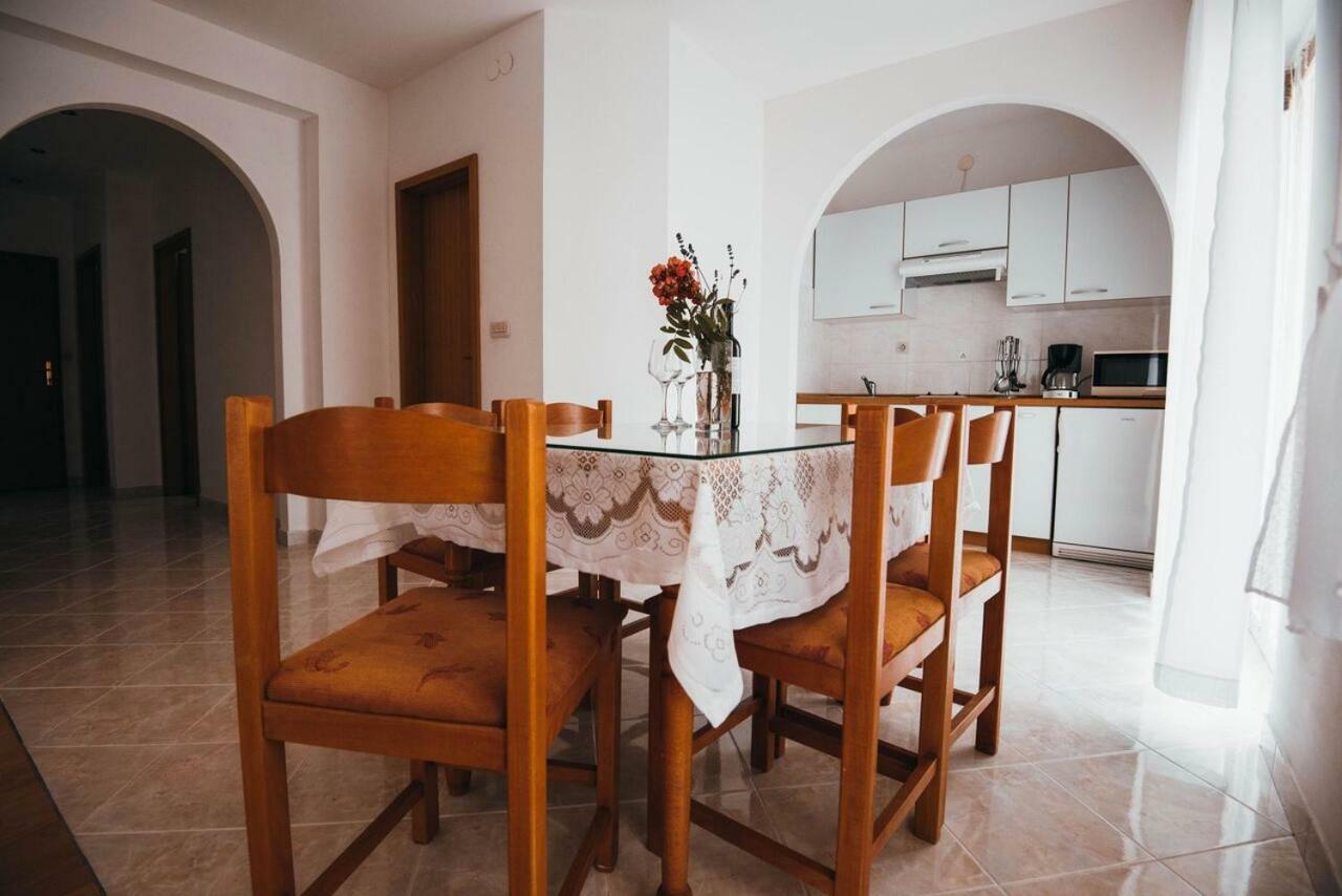 Apartmani Tamaris Vodice Kültér fotó