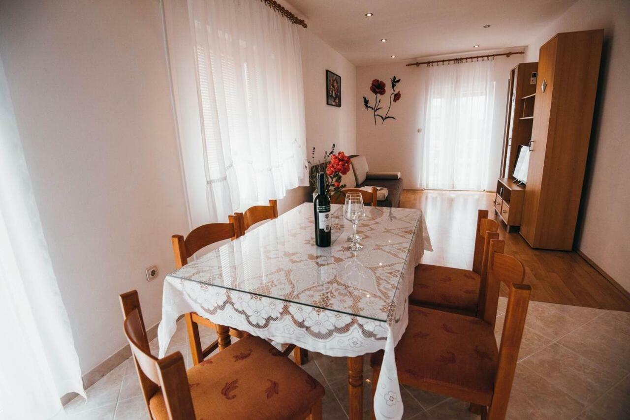 Apartmani Tamaris Vodice Kültér fotó