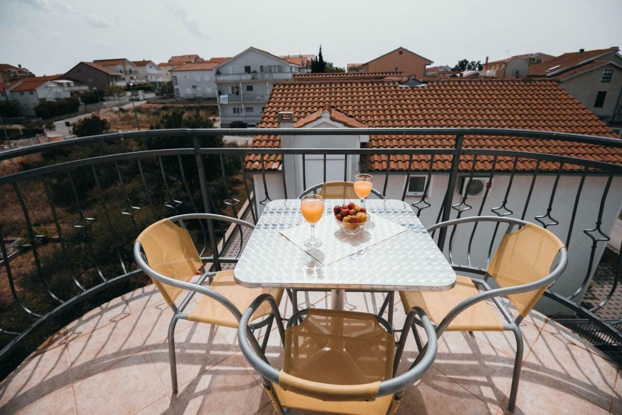 Apartmani Tamaris Vodice Kültér fotó