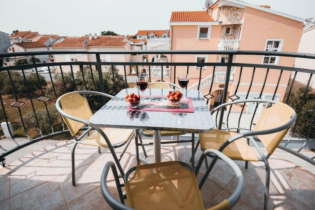 Apartmani Tamaris Vodice Kültér fotó